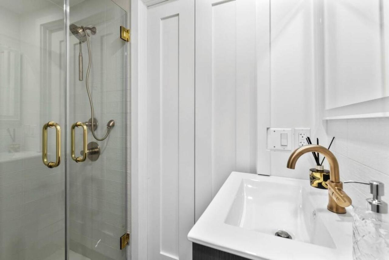 3br Penthouse With Massive Private Rooftop Appartement